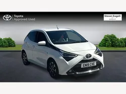 White Used 2019 Toyota Aygo Trend Hatchback | £8,347 (Fair price)