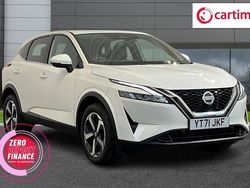 White Used 2021 Nissan Qashqai N-Connecta SUV | £18,399 (Fair price)