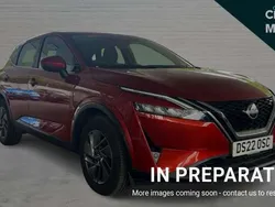 Red Used 2022 Nissan Qashqai Acenta Premium SUV | £17,890 (Good price)