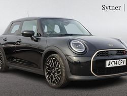 Black Used 2024 Mini Cooper S Hatch Hatchback | £28,000 (A bit pricey)