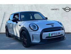 White silver Used 2021 Mini Cooper S Level 3 Hatchback | £17,795 (A bit pricey)