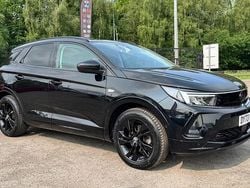 Black Used 2023 Vauxhall Grandland X SUV | £19,395 (Fair price)