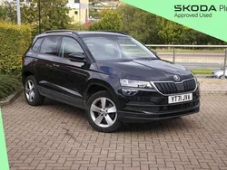 Black magic pearl effect Used 2021 Skoda Karoq SE SUV | £16,495 (Fair price)