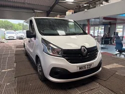 White Used 2015 Renault Trafic Business Van | £3,795 (Expensive)