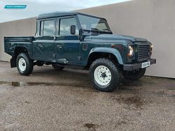 Green Used 2014 Land Rover Defender SUV | £28,958 (Expensive)