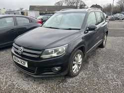 Black Used 2014 VW Tiguan Match SUV | £4,695 (Fair price)