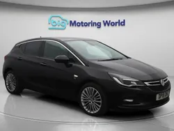 Black Used 2019 Vauxhall Astra Elite Hatchback | £10,100 (Fair price)
