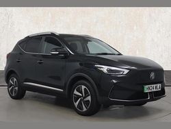 Black Used 2024 MG ZS Trophy Connect Sedan | £19,491 (Fair price)