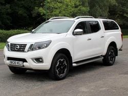 White Used 2020 Nissan Navara Tekna Pickup | £12,450 (Good price)