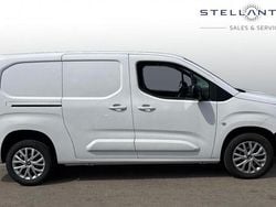 New 2024 Citroën Berlingo MPV | £17,995 (Fair price)