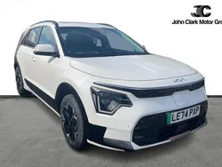 White New 2025 Kia e-Niro 4 SUV | £28,000 (Fair price)