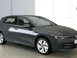 New 2025 VW Golf VIII Style Hatchback | £30,522 (Fair price)