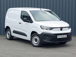 White New 2024 Citroën Berlingo MPV | £15,998 (Super price)