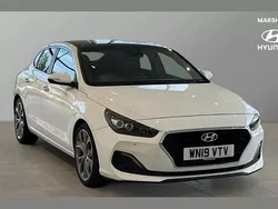 White Used 2019 Hyundai i30 Premium SE Hatchback | £13,402 (Fair price)
