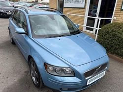 Blue Used 2005 Volvo V50 SE Estate | £3,695 (Fair price)