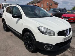 White Used 2013 Nissan Qashqai 360º SUV | £2,695 (Good price)