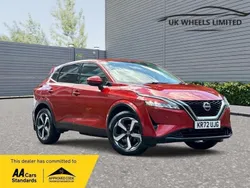 Red Used 2022 Nissan Qashqai N-Connecta SUV | £16,390 (Fair price)