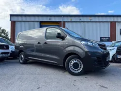 Grey Used 2023 Vauxhall Vivaro Van | £14,499 (Super price)