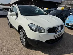 White Used 2014 Nissan Qashqai Tekna SUV | £3,495 (Fair price)