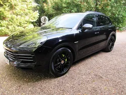 Black Used 2020 Porsche Cayenne SUV | £52,995 (Fair price)