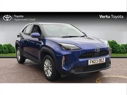 Blue Used 2023 Toyota Yaris Cross SUV | £18,559 (Good price)