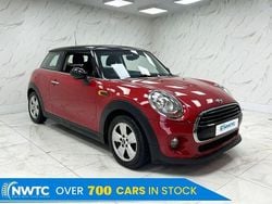 Red Used 2015 Mini Cooper D Hatch Hatchback | £3,000 (Fair price)