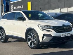 White Used 2023 Renault Austral Iconic Esprit Alpine SUV | £24,337 (Good price)