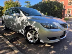 Silver metallic Used 2005 Mazda 3 Hatchback | £1,750 (Fair price)