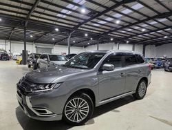 Grey Used 2018 Mitsubishi Outlander P-HEV Estate | £11,330 (Fair price)