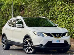 White Used 2015 Nissan Qashqai Tekna SUV | £5,949 (Fair price)