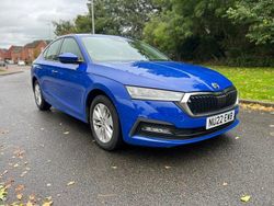 Blue Used 2022 Skoda Octavia SE Hatchback | £9,795 (Fair price)