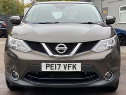 Bronze Used 2017 Nissan Qashqai Acenta SUV | £9,299 (Super price)