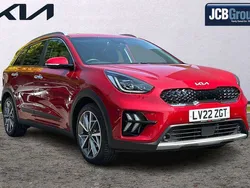 Red Used 2022 Kia Niro 4 SUV | £21,995 (Fair price)