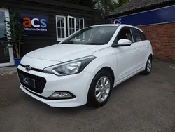 White Used 2016 Hyundai i20 SE Hatchback | £5,995 (Fair price)