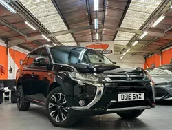 Black Used 2016 Mitsubishi Outlander P-HEV Estate | £10,995 (Fair price)