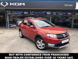 Red Used 2014 Dacia Sandero Lauréate Hatchback | £5,995 (Expensive)