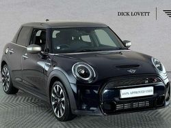 Black Used 2021 Mini Cooper S Exclusive Hatchback | £18,374 (Fair price)