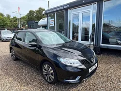 Black Used 2015 Nissan Pulsar Tekna Hatchback | £6,490 (Fair price)