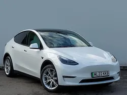 White Used 2022 Tesla Model Y Long Range SUV | £24,998 (Expensive)