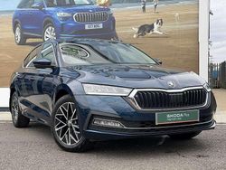 Petrol blue metallic Used 2023 Skoda Octavia SE L Hatchback | £18,740 (Fair price)