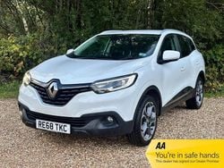 White Used 2018 Renault Kadjar Dynamique SUV | £7,499 (Fair price)