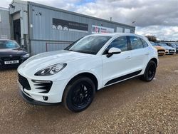 White Used 2015 Porsche Macan SUV | £19,990 (Good price)