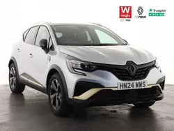 Grey Used 2024 Renault Captur Engineered SUV | £18,799 (Fair price)