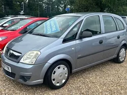 Silver Used 2009 Vauxhall Meriva MPV | £2,099 (Good price)