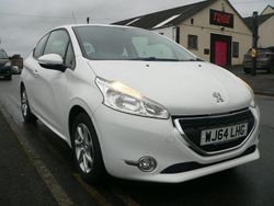 White Used 2014 Peugeot 208 Active Hatchback | £3,195 (Fair price)