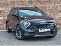 Black New 2025 Kia Sportage 2 SUV | £30,298 (Fair price)