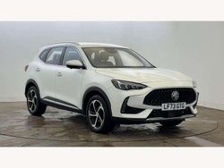 White Used 2023 MG HS SE SUV | £15,845 (Fair price)