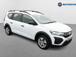 White Used 2023 Dacia Jogger Essentiel MPV | £13,049 (Fair price)