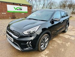 Black Used 2021 Kia Niro 3 SUV | £14,490 (Fair price)