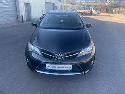 Black Used 2013 Toyota Auris Hatchback | £4,995 (Fair price)